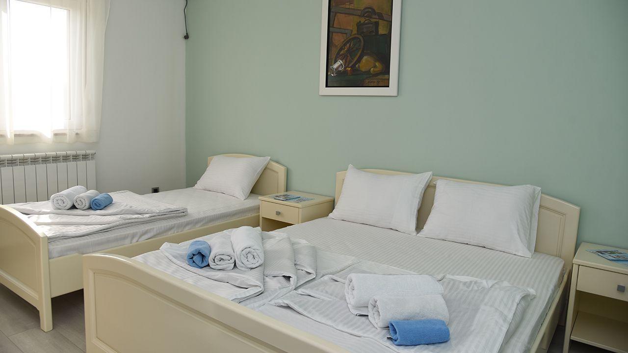 Hotel Mk, Plavi Restoran, Loznica Eksteriør billede