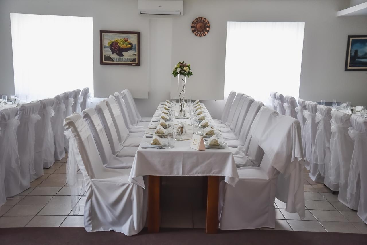 Hotel Mk, Plavi Restoran, Loznica Eksteriør billede